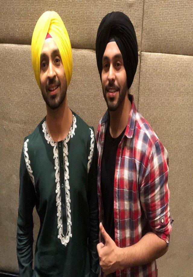 Sahibnoor Singh with Diljit Doshanjh