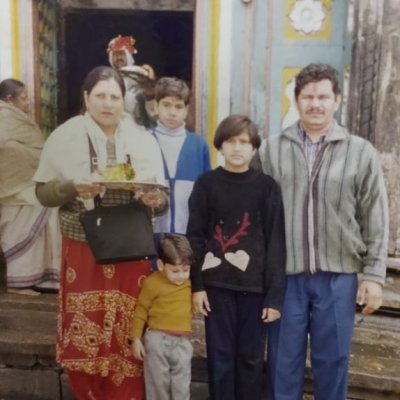 Sanjhalika with her family